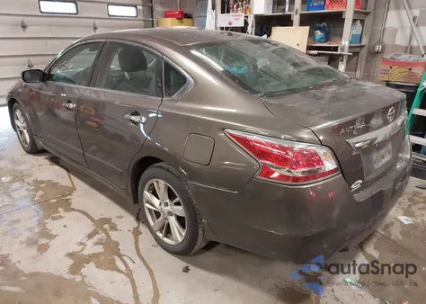 2015 Nissan Altima 2.5 Sv from USA, damaged, VIN 1N4AL3AP8FC192659